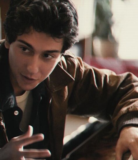 Natt Wolf, Nat Wolff, Music Cover Photos, Dark Brown Eyes, Film Books, Music Covers, Dream Guy, Fav Celebs, American Actors