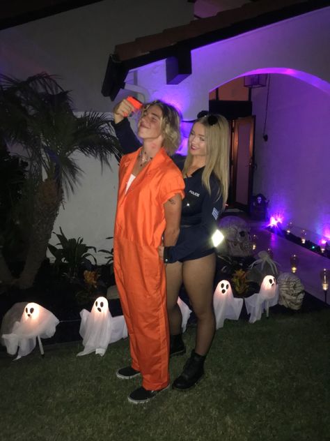 Police And Prisoner Costume Couple, Police And Prisoner Costume, Cop And Prisoner Costumes Couples, Cops And Prisoner Costume, Robber Halloween Costume, Couple Halloween Ideas, Halloween Cop, Convict Costume, Cop Party