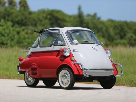 1956 BMW Isetta 300 Bubble Window, Bmw Isetta 300, Bmw Isetta, Volkswagen Bug, Microcar, European Models, Bmw E60, Car Volkswagen, Motorcycle Engine