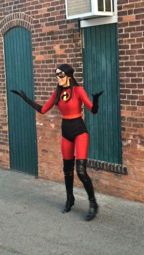 The Incredibles CosPlay (The Girls) Me Incredible Costume, Violet Halloween Costume The Incredibles, Violet Parr Costume, Violet The Incredibles Costume, Pixar Costumes Women, Women’s Cosplay Ideas, Miss Incredible Costume, Incredibles Costume Women, Ms Incredible Costume