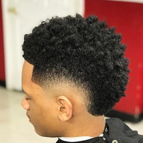 Frohawk Fade Men, Afro Hawk, Frohawk Fade, Afro Hair Fade, Mohawk Fade, Waves Hairstyle Men, Men Fade Haircut Short, Afro Hairstyles Men, Black Hair Cuts