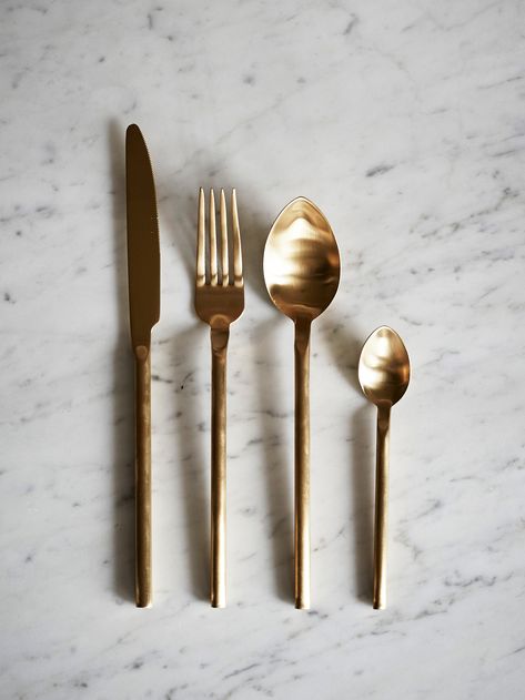 Desire Old Gold Cutlery Crockery Cupboard, Emerald Room, Matcha Bar, Uni House, Decor Cozinha, Kitchen Wishlist, Floral Centrepieces, Dining Essentials, Stainless Steel Knife Set