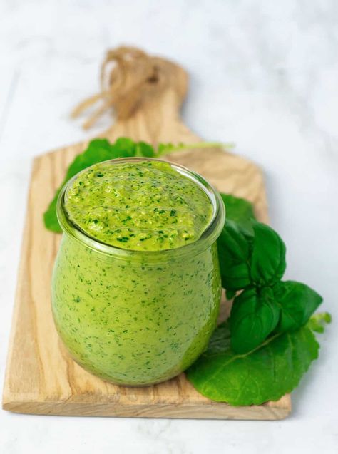 Vegan Kale Pesto Vegan Basil Pesto, Vegan Pesto Sauce, Vegan Pesto Recipe, Nut Free Pesto, Wahls Protocol, Dairy Free Pesto, Kale Pesto, Dairy Free Paleo, No Cook