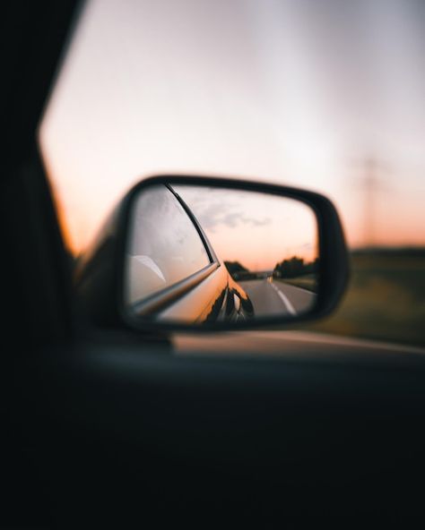 Vertical shot of a car side mirror durin... | Premium Photo #Freepik #photo #car-mirror #car-side #vehicle #car Interior Car Photography, Car Mirror Photography, Car Photography Ideas, Perspective Reference, Vehicle Photography, Car Shots, Car Side Mirror, Side Mirror Car, Playlist Covers Photos