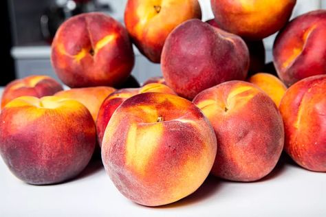 How to Ripen, Pick, and Store Peaches How To Ripen Peaches, How To Store Peaches, Growing Garden, Storing Fruit, Peach Recipes, Juicy Peach, Food Handling, Perfect Peach, Food Scientist