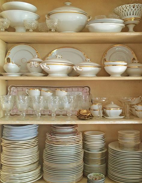 1912 House, Kitchen Appliance Storage, China Storage, Dining Room Contemporary, Dish Storage, Felted Storage, Glassware Storage, Laundry Room Inspiration, Antique Plates