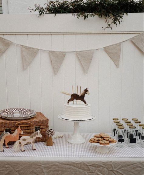 Simple Farm Birthday Party Ideas, Neutral Cowboy Party, Neutral Farm Party, Vintage Boy Birthday Party, Horse Birthday Party Boy, Vintage Cowboy Birthday Party, Toddler Horse Birthday Party, Neutral Farm Birthday Party, Neutral First Birthday