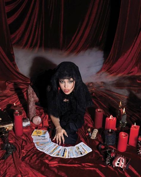 Tarot Reading Photography, Black And Red Photography, Woman With Ciggerate, Seance Photoshoot, Witchy Photoshoot Ideas, Tarot Photoshoot, The Love Witch Aesthetic, Card Photoshoot, Witchy Photoshoot