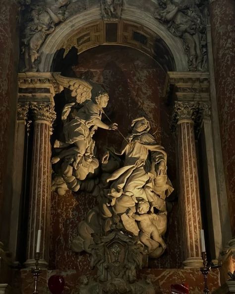 Statues Art, Aesthetic Italy, Aesthetic Luxury, Italy Venice, Rennaissance Art, Luxury Aesthetic, Dark Academia Aesthetic, The Secret History, Academia Aesthetic