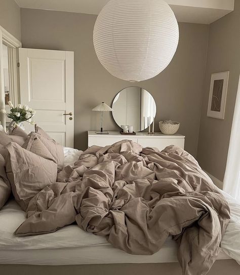 Beige Room, Beige Bedroom, Redecorate Bedroom, Cozy Room Decor, Dream Room Inspiration, Room Makeover Bedroom, Room Makeover Inspiration, Cozy Room, Room Inspiration Bedroom