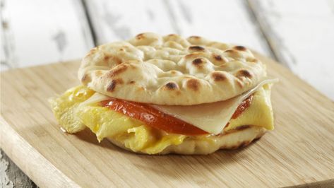 Naan Rounds Breakfast Egg Sandwich – Stonefire Authentic Flatbreads Sundried Tomato Pizza, Cranberry Pecan Brie, Breakfast Egg Sandwich, Pecan Brie, Naan Recipes, Flatbread Sandwiches, Easy Flatbread Recipes, Easy Breakfast Sandwich, Egg Sandwich Recipe