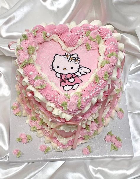 Cute Pink Cake Ideas, Heart Shaped Hello Kitty Cake, Hello Kitty Vintage Cake, Pink Hello Kitty Cake, 20th Cake, Pink Quince Theme, 17th Birthday Party Ideas, Hello Kitty Birthday Cake, Anime Cake