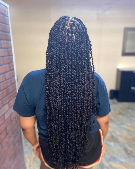 Braids For Black Girls 12-13, Passion Twists Without Curls, Extra Small Passion Twists Long, Small Passion Twists Hairstyle, Mini Passion Twists Long, Small Passion Twists Long, Medium Passion Twists, Passion Twists With Curls, Small Passion Twists