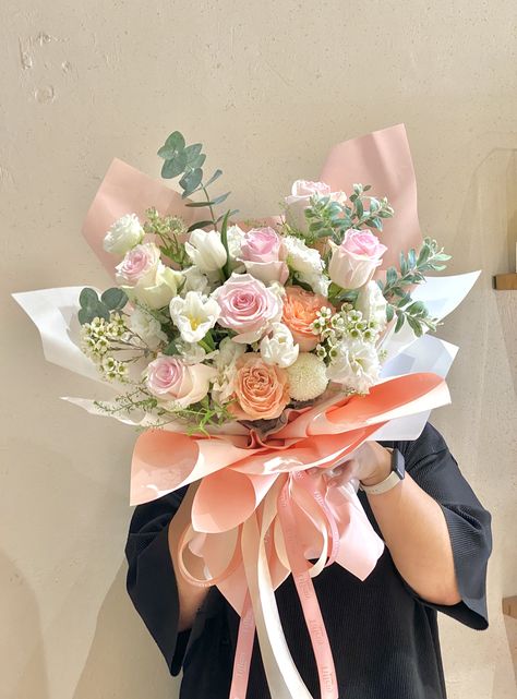 Korean Bouquet, Girlfriend Proposal, Fresh Flower Bouquets, Bouquet Gift, Flowers Bouquet Gift, Style Korea, Beautiful Bouquet Of Flowers, Bouquet Of Flowers, Proposal Ideas