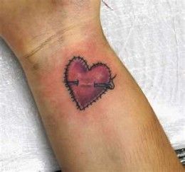 Chinese Tattoo Designs, Love Heart Tattoo, Simple Heart Tattoos, Heart Tattoo Wrist, Small Heart Tattoos, Heart Tattoos, Heart Tattoo Designs, Tattoo Designs And Meanings, Arm Tattoos