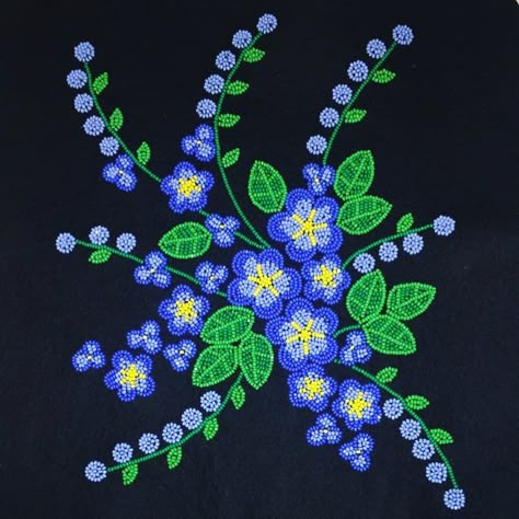 Floral Beading Patterns, Metis Dot Painting, Indigenous Floral Designs, Indigenous Flower Pattern, Metis Beadwork Patterns Flower, Metis Beadwork Patterns, Metis Floral Beadwork, Ojibwe Floral, Ojibwe Floral Design Beadwork