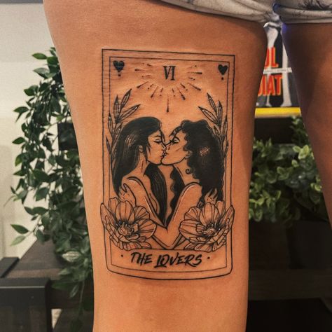 Tattoo Ideas Nature, The Lovers Tattoo, Lgbt Tattoo, Boho Tattoo, Couple Tattoo Ideas, Lovers Tattoo, Gay Tattoo, Lovers Tarot Card, Pride Tattoo