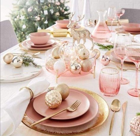 Pink Christmas Table Setting, Pink Christmas Table, Christmas Day Lunch, Kmart Australia, 10 Days Of Christmas, Table Rose, Rose Gold Christmas, Christmas Dinner Table, Pink Christmas Decorations