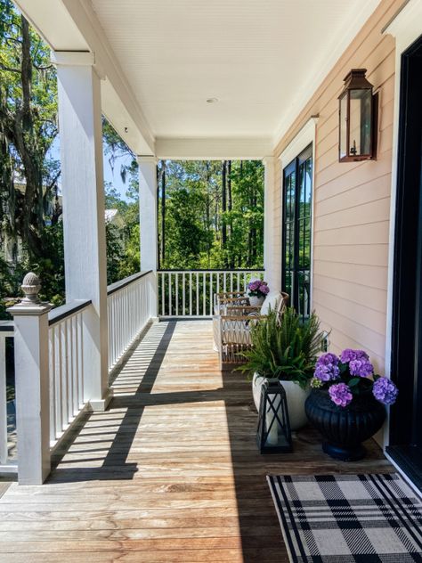 Narrow Front Porch Ideas Entrance, Narrow Front Porch Ideas, Plaid Door Mat, Front Porch Decorating Ideas, Affordable Outdoor Furniture, Front Porch Makeover, Coastal Christmas Tree, Porch Decorating Ideas, Porch Makeover