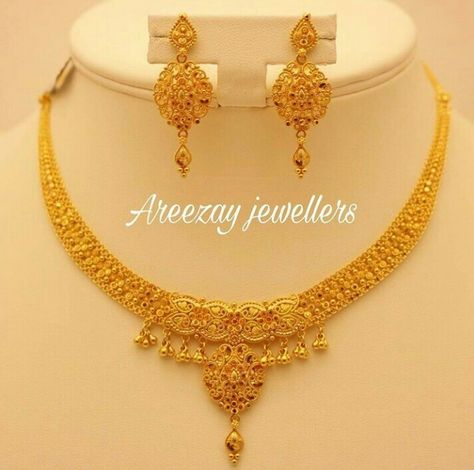 Gold Necklace Set 20 Grams, Indian Gold Necklace Designs, Unique Gold Jewelry Designs, Bridal Necklace Designs, Gold Bridal Necklace, Pure Gold Jewellery, New Gold Jewellery Designs, Modern Gold Jewelry, Gold Mangalsutra Designs