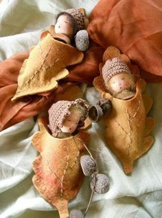 Waldorf Crafts, Small Dolls, Felt Fairy, Needle Felting Projects, Waldorf Toys, Autumn Crafts, Peg Doll, Waldorf Doll, Tiny Dolls