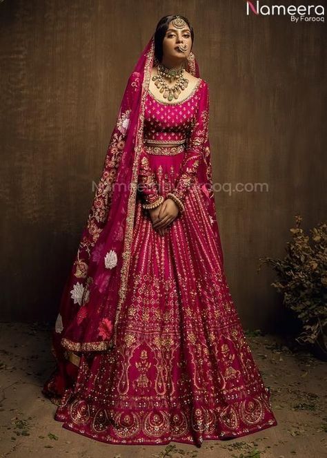 Latest Pakistani Designer Wedding Collection Top Bridal Dresses 2022 #bridaldressing #latestbridaldresses2022 #pakistanibridaldresses Pink Lehenga Choli, Pink Bridal Lehenga, Baju Kahwin, Bridal Sari, Choli Dress, Raw Silk Lehenga, Desi Wedding Dresses, Wedding Lehenga Designs, Pink Lehenga