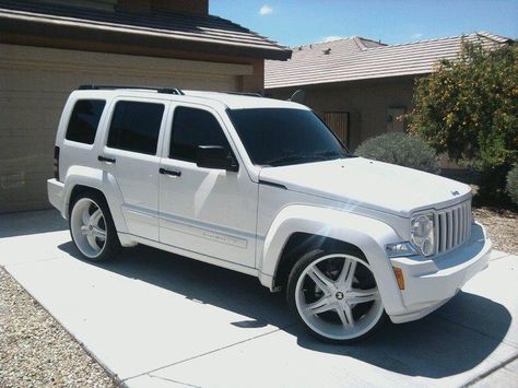 Jeep Liberty, yummy, maybe blk on blk? White Jeep Patriot, Lifted Jeeps, Jeep Liberty Sport, White Cars, Princess Car, White Jeep, Jeep Mods, White Rims, Custom Jeep