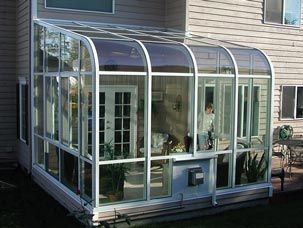 custom curve sunroom in san mateo ca Solarium Pool Sunrooms, Glass Roof Sunroom, Glass Patio Enclosure Sunroom Ideas, Prefab Sunroom Room Additions, Glass Sunroom, Pool Enclosures, Patio Enclosures, Sunroom Designs, Gable Roof