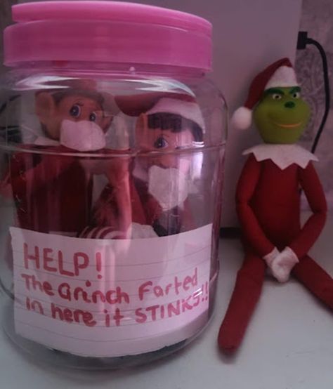 Elf On The Shelf Ideas With The Grinch, Elf On The Shelf With Grinch, Elf On The Shelf And Grinch Ideas, Elf And Grinch Ideas, Grinch On The Shelf Ideas, Grinch Elf On The Shelf Ideas, Grinch Elf On The Shelf, Grinch On The Shelf, Harry Potter Elf