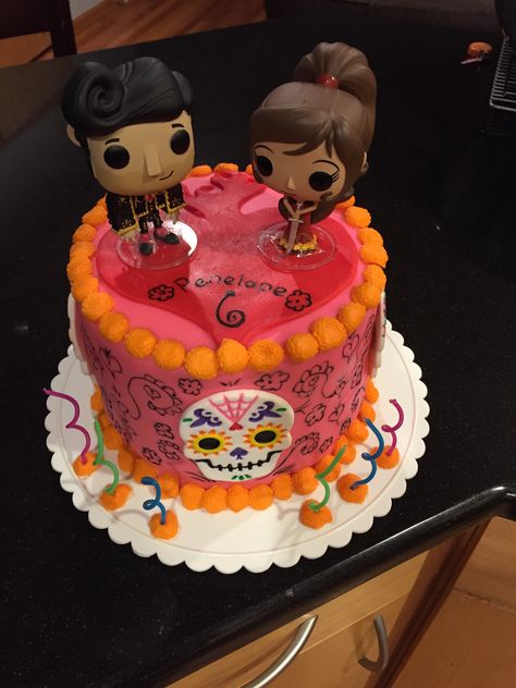 Maria Posada, Manolo, Book of Life cake Book Of Life Promposal, Book Of Life Cake, The Book Of Life Quinceanera Theme, The Book Of Life Manolo And Maria, Book Of Life Wallpaper, Book Of Life Quinceanera Theme, Manolo Book Of Life, Maria Posada, Book Of Life Movie