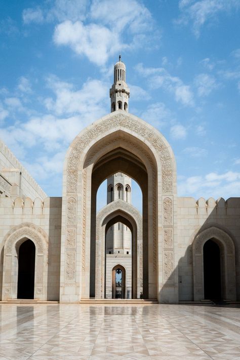 My highlight of exploring Muscat was visiting the Sultan Qaboos Grand Mosque. Sultan Qaboos Grand Mosque | Muscat, Oman | Things to Do in Muscat | Things to Do in Oman | Visit Muscat Oman Mosque, Al Alam Palace, The Chedi Muscat, Sultan Qaboos Grand Mosque, Sultan Qaboos, Muscat Oman, Adventure Inspiration, Grand Mosque, Natural Park