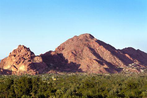 camelback mountain 2 Scottsdale Old Town, Tattoo Mountain, Nature Tattoo, Camelback Mountain, Mountain Coffee, Downtown Phoenix, Mountain Tattoo, Sonoran Desert, Maria Grazia