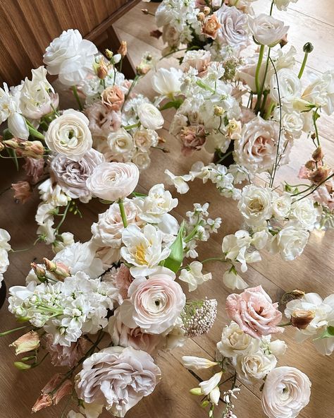 You will never go wrong with a pastel color palette 🤍 #wedding #weddingflowers #flowers #wedidngflowersdecor #chicagowedding #weddingchicago #weddingflorist #floristchicago #chicagoflorist #tablecenterpiece #pastelcolors #pastel Naples Wedding Venues, Soft Pastels Wedding, Light Pastel Wedding Flowers, Muted Colors Wedding, Ethereal Wedding Flowers, Wedding Floral Color Palettes, Fall Pastel Wedding Colors, Neutral Garden Wedding, Pastel Color Palette Wedding