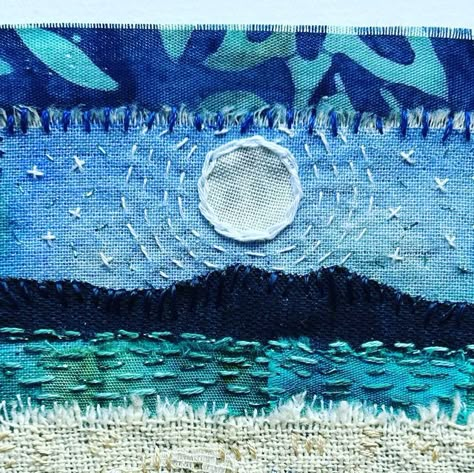 Diy Mountain Painting, Embroidering Stitches, Mountain Applique, Recycled Fabric Art, Distant Mountains, Embellished Denim Jacket, Quilt Sewing Patterns, Stitch Fabric, Seascape Art