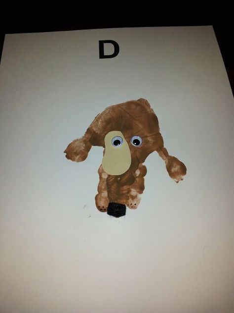 Letter D is for Dog handprint -Repinned by Totetude.com Hand Print Animals, Letter D Crafts, D Is For Dog, The Letter D, Baby Art Projects, Preschool Projects, Bible Doodling, Alphabet Crafts, Footprint Art