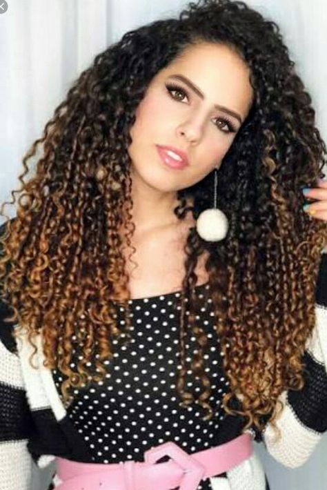 Curly Hair, Youtubers, Influencer, Curly Hair Styles, Dreadlocks, Statement Necklace, Hair Styles, Hair, Beauty