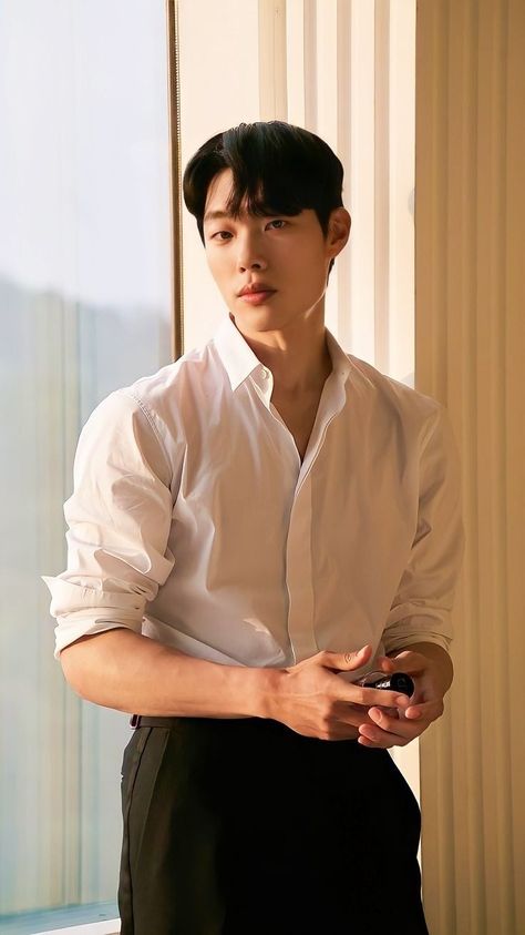 Man Actor, Ryu Joon Yeol, Jun Yeol, Lee Hyeri, Ryu Jun Yeol, Lee Do-hyun, I Saw The Light, Ideal Boyfriend, Asian Celebrities