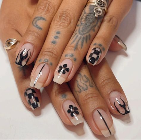 Gel Nails Edgy, Black Design Gel Nails, Black Mix And Match Nails, Lost Lands Nail Ideas, Barbwire Nails Design, Biab Nails Long, Short Punk Nail Designs, Nail Art Designs Edgy, Fine Nails Design