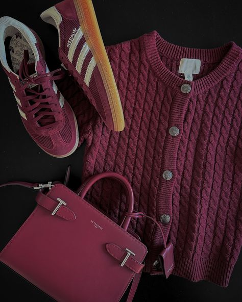 Feeling the burgundy vibes! 🍇 My new Le Tanneur bag, cozy cable knit cardigan, and those corduroy Adidas Handball Spezial sneakers I hunted down for over a week! Burgundy just has that timeless, luxe feel—so worth it! 😍 #BurgundyGoals #LeTanneur #AdidasSpezial #letanneuretmoi #FallFashion #Shadowred #Burgundy #corduroy #cableknit #hmxme #adidashandballspezial #hmbelgium Adidas Spezial Burgundy, Burgundy Sneakers, Adidas Handball Spezial, Lana Condor, Adidas Handball, Adidas Spezial, Autumn Outfits, Fall Fits, Cable Knit Cardigan