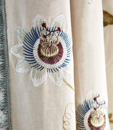 Passion Vine, Sanderson Fabric, Silk Wallpaper, Kilim Fabric, Painted Rug, Elegant Embroidery, Traditional Fabric, Country Style Homes, National Trust