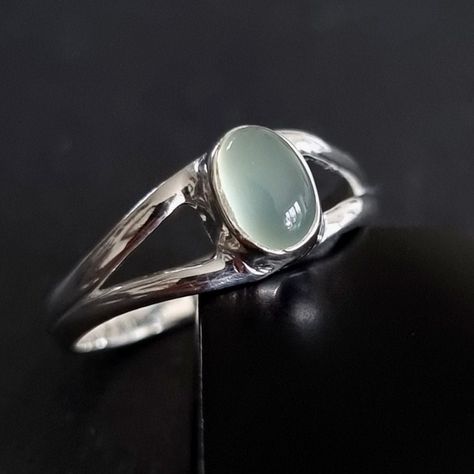 Excited to share the latest addition to my #etsy shop: Aqua Calcedony Ring, 925 Sterling Silver Ring Women, Pale Blue Gemstone, Boho Jewellery, March Birthstone, Everyday Ring, Mistry Gems, R3C https://etsy.me/3i3ljz0 #blue #zodiac #no #chalcedony #silver #women #minim Stone Ring Design, Light Blue Gemstone, Aqua Chalcedony Ring, Blue Gemstone Rings, Boho Jewellery, Chalcedony Ring, Everyday Ring, Hammered Band, Aqua Chalcedony