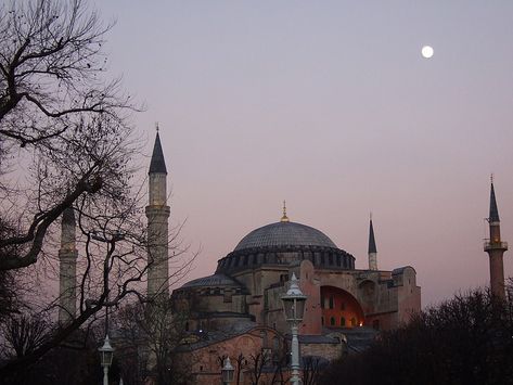 Traveling Turkey, Holiday Turkey, Hagia Sophia, Turkey Travel, Winter Wonder, Winter Season, The Winter, Taj Mahal, Istanbul