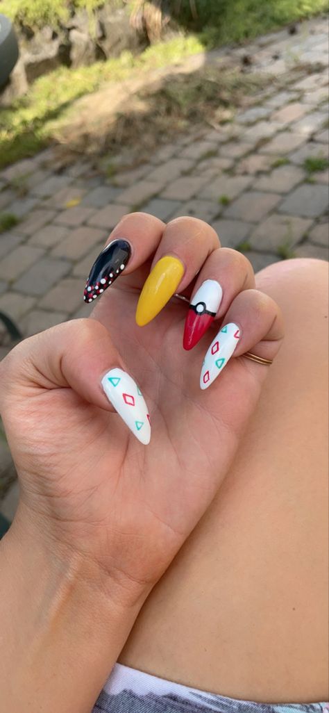 Pokemon Nails Easy, Pokemon Inspired Nails, Pokemon Nails Acrylic, Togepi Nails, Pokemon Nails Designs, Pikachu Nail Art, Pokeball Nails, Kirby Nails, Pokemon Nail Art