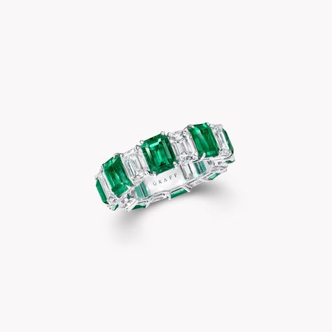 Emerald Cut Emerald and Diamond Wedding Band Wedding Band Emerald Cut, Graff Jewelry, Emerald Cut Eternity Band, White Diamond Jewelry, Traditional Wedding Bands, Graff Diamonds, Round Diamonds Wedding Band, Rare Diamond, Diamond Earrings Studs Round