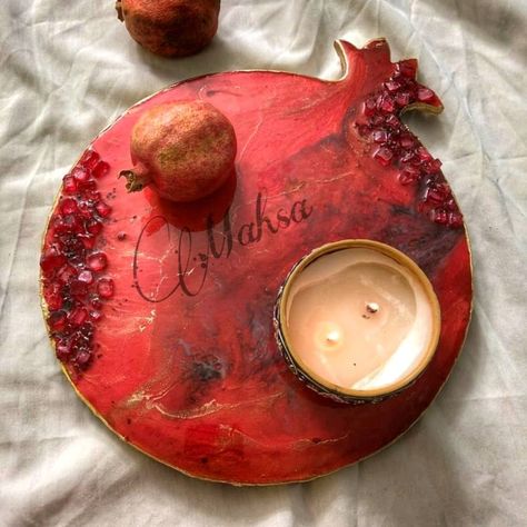 Resin Stand, Resin Geodes, Candle Bowl, Traditional Candle, Traditional Candles, Resin Art Painting, Resin Ideas, Doodle On Photo, Jewish Holiday