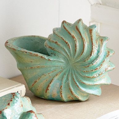 Seashells Decor Ideas, Hand Built Pottery Ideas, Coil Ceramics, Coastal Pottery, Starfish Sculpture, Green Inspo, Clay Planter, Shell Sculpture, Lilly Pad