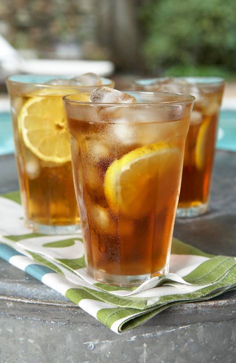 Iced tea Southern Sweet Tea, Fat Burning Juice, Natural Drinks, Down South, Sweet Tea, Juicing Recipes, Refreshing Drinks, Iced Tea, Summer Drinks