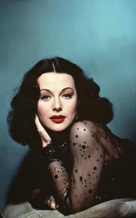 Hedi Lamarr, Oud Hollywood, Hollywood Aesthetic, Hollywood Vintage, Old Hollywood Actresses, Loretta Young, Classic Hollywood Glamour, Hedy Lamarr, Vintage Hollywood Glamour