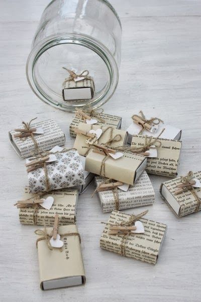 Soap Packaging Ideas (new ideas for wrapping your homemade soap) Soap Packaging Ideas, Soap Packaging Diy, Handmade Soap Packaging, Soap Packaging Design, Savon Diy, Matchbox Crafts, Soap Packing, Packaging Diy, Handmade Packaging