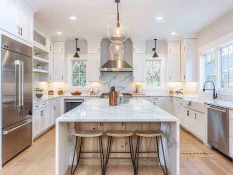 50 Chic U-Shape Kitchen Designs with Island For Your Next Kitchen Remodel - Home Made Graceful Kitchen U Shape, Kitchen Designs With Island, U Shaped Kitchen With Peninsula, U Shaped Kitchen Island, U Shape Kitchen, Kitchen With Peninsula, Bench And Table, Kitchen Peninsula, Kitchen With Island